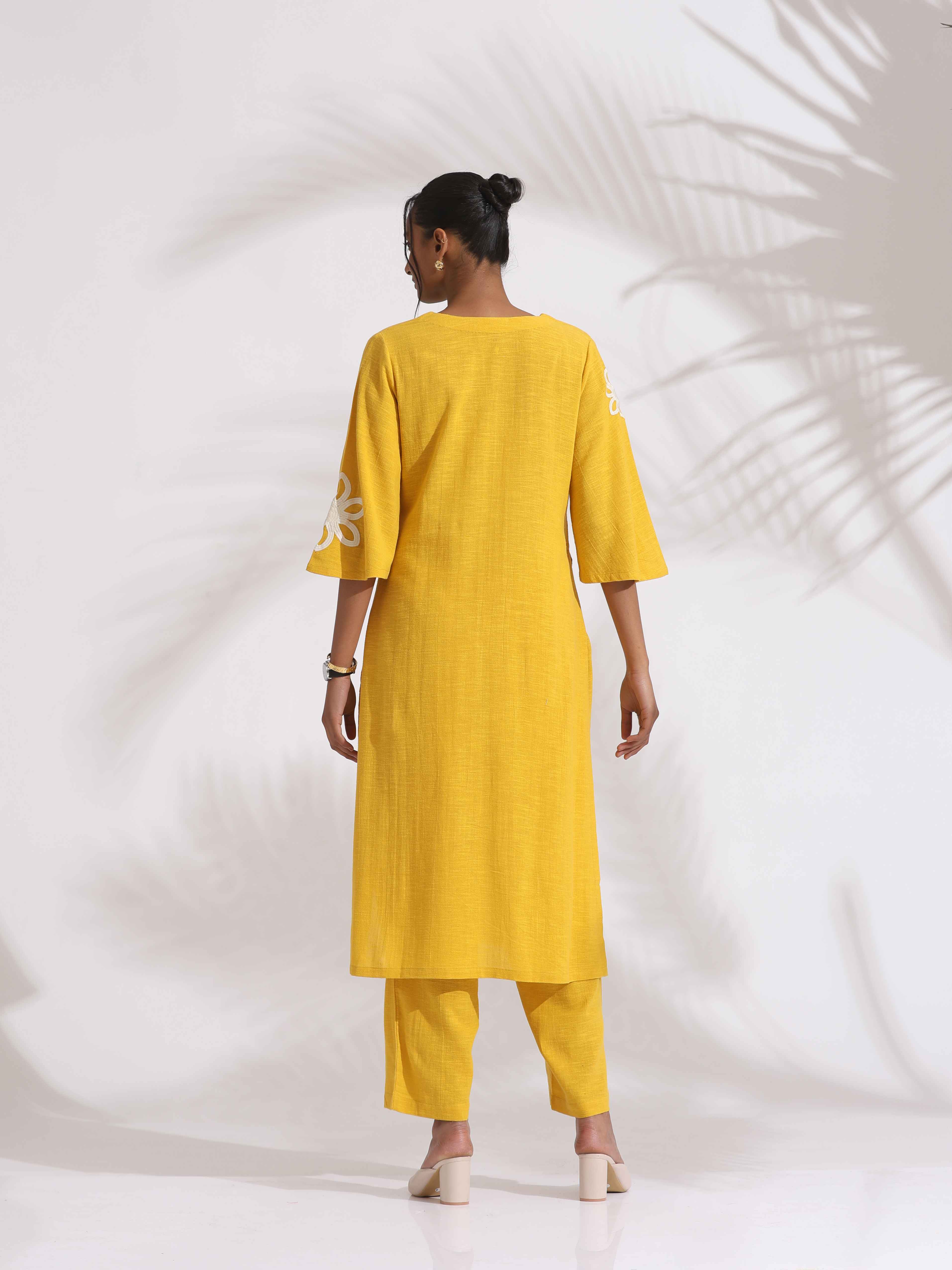 trueBrowns Yellow Cotton Slub Embroidered Straight Kurta Set - Distacart