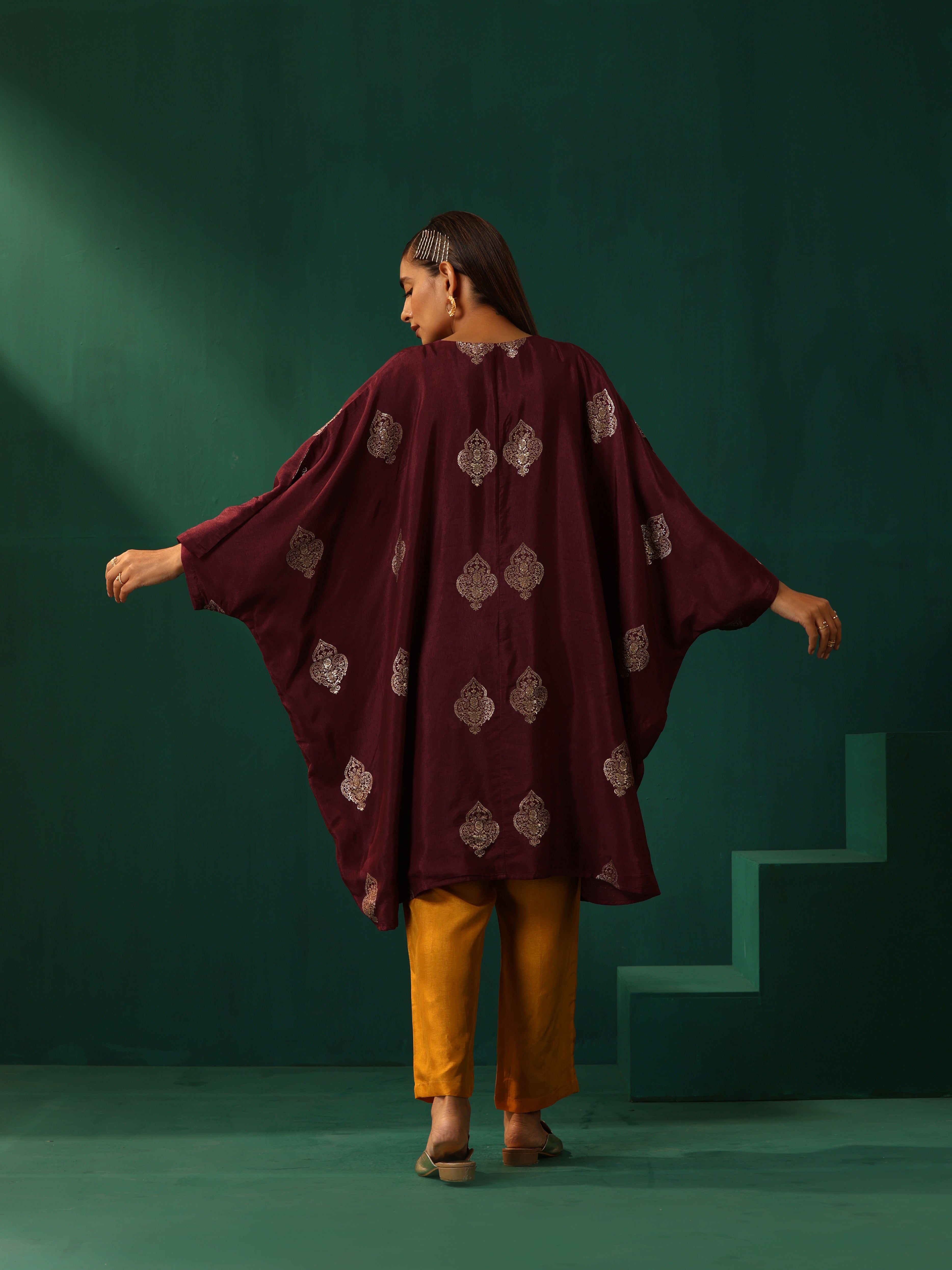 trueBrowns Wine Geometric Viscose Silk Kaftan Kurta Pant Set - Distacart