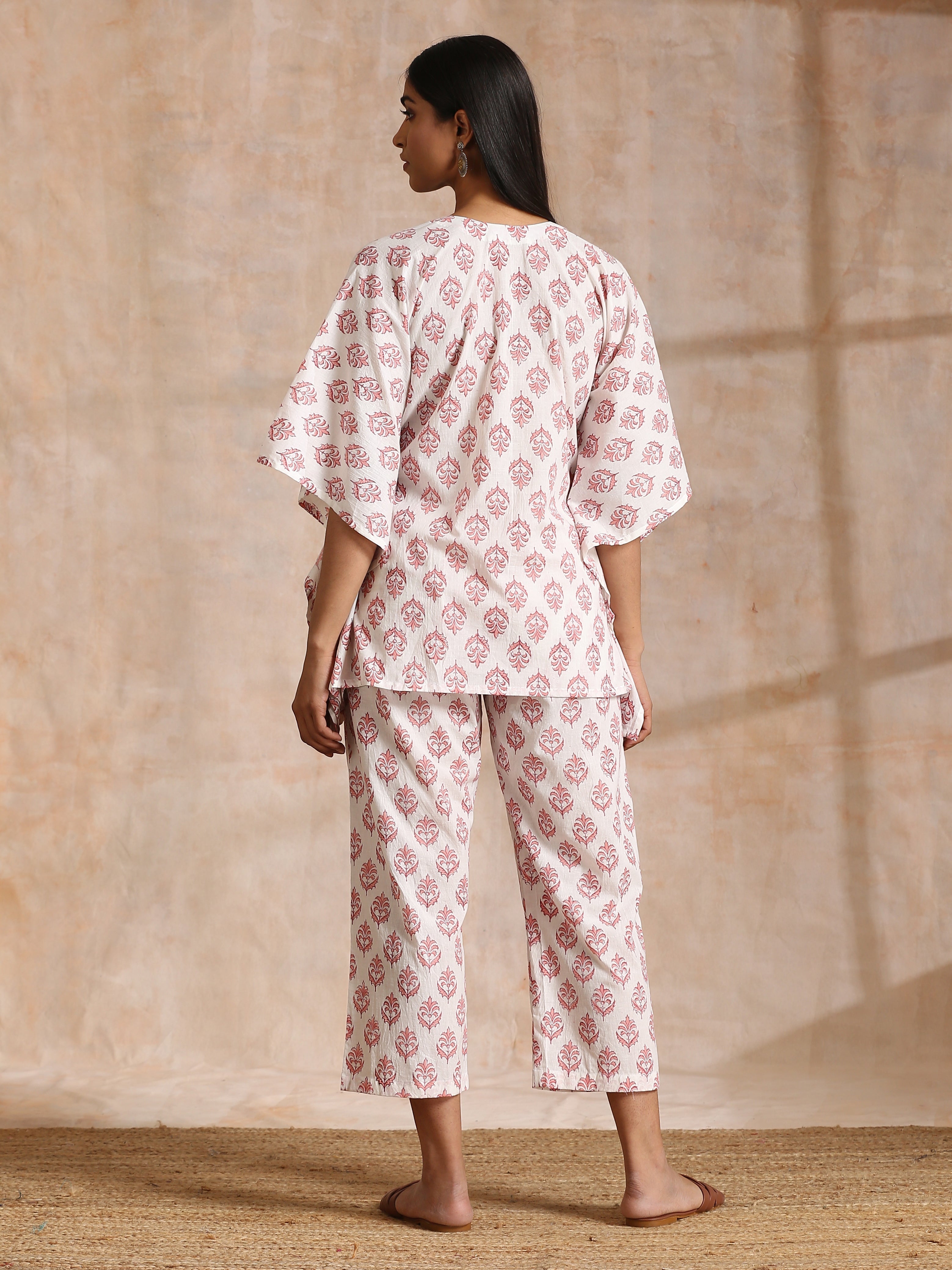 trueBrowns Pink Buta On White Block Print Cotton Kaftan Co-Ord Set - Distacart