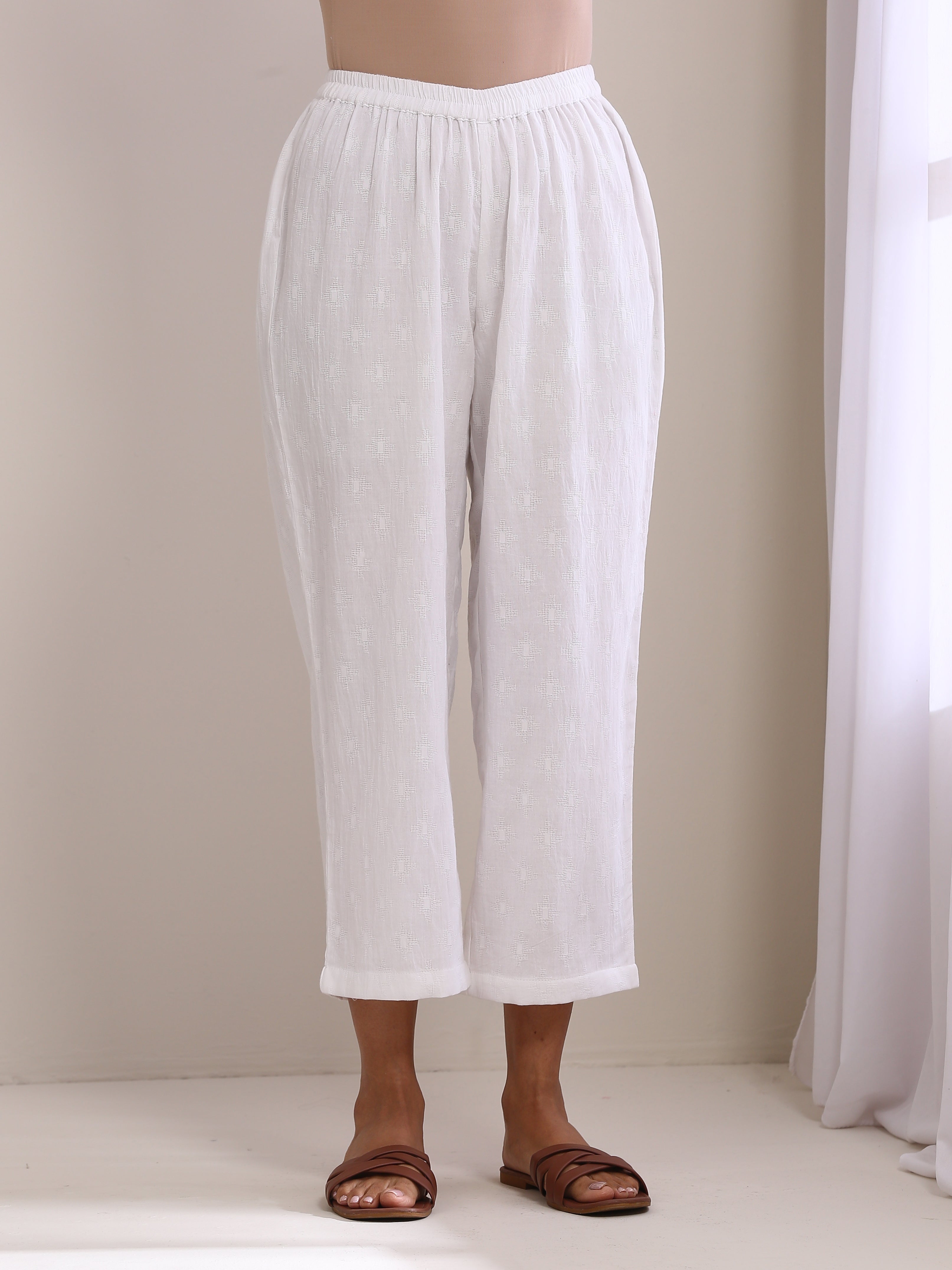 trueBrowns White Dobby High Slit Gathered Kurta Set - Distacart