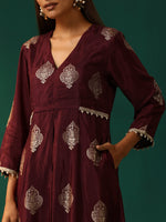 Thumbnail for trueBrowns Wine Geometric Viscose Silk V-Neck Front Slit Kurta Pant Set - Distacart
