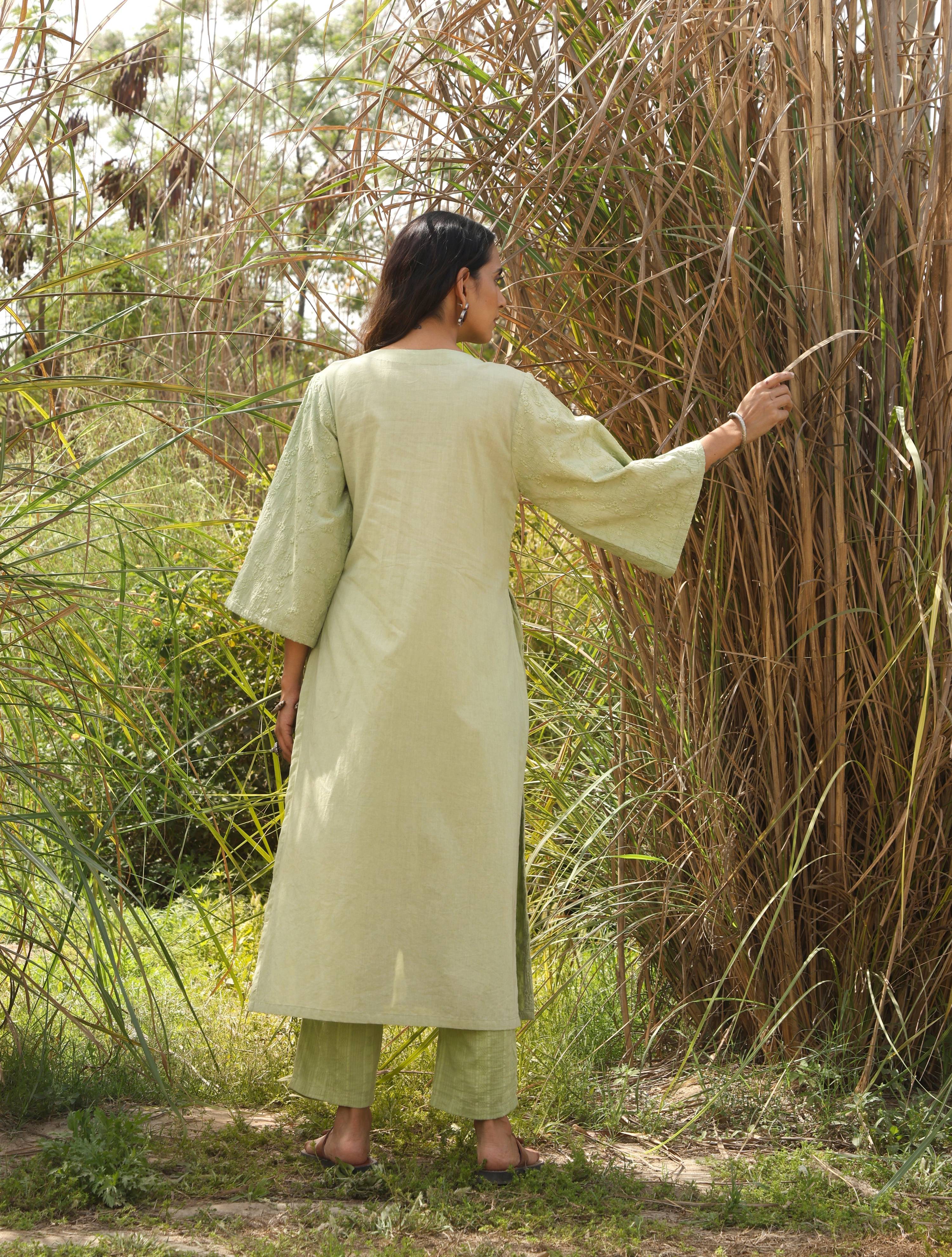 trueBrowns Green Cotton Embroidered Kurta Set - Distacart