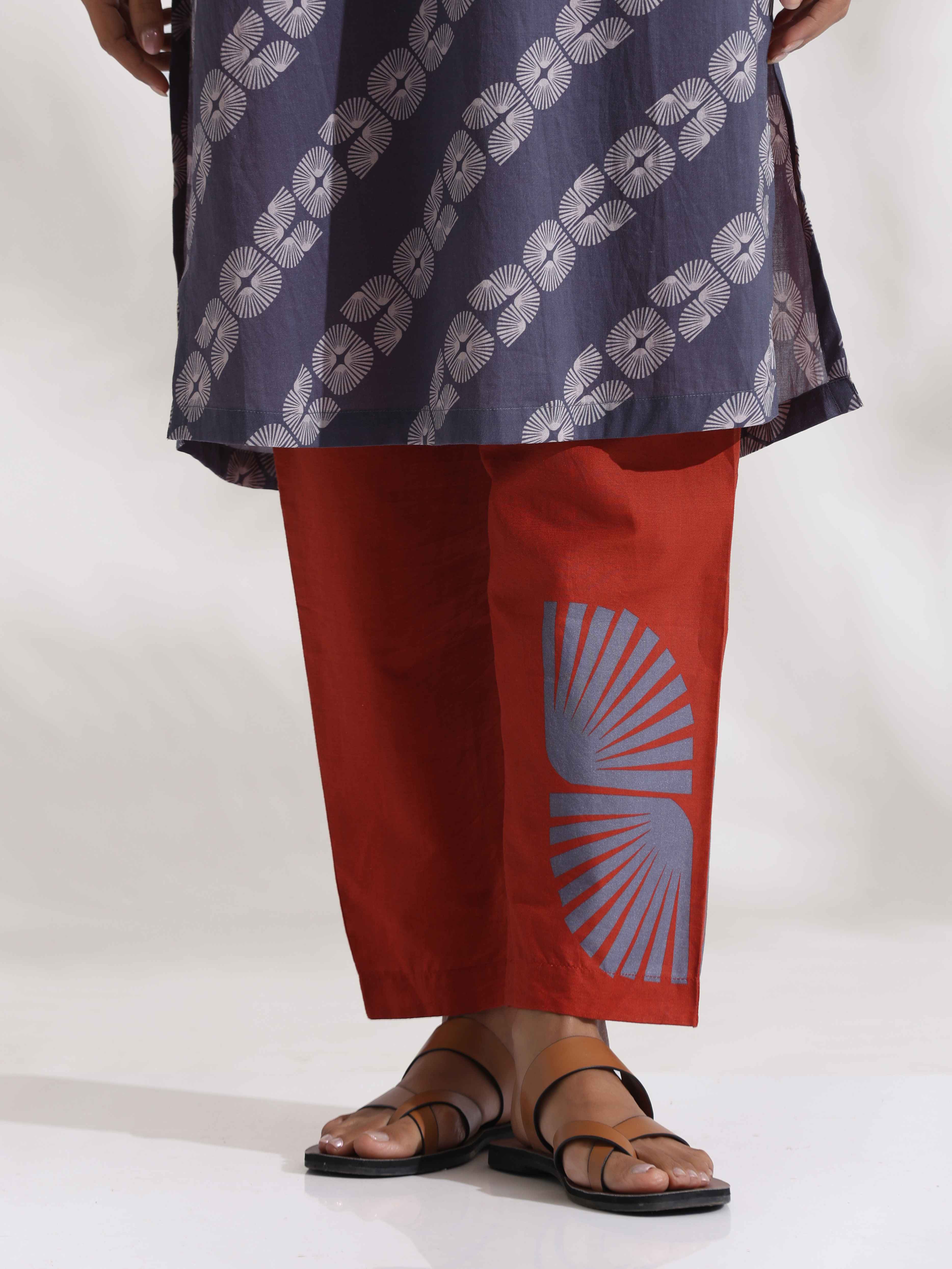 trueBrowns Grey Cotton Print Highslit Kurta Set - Distacart