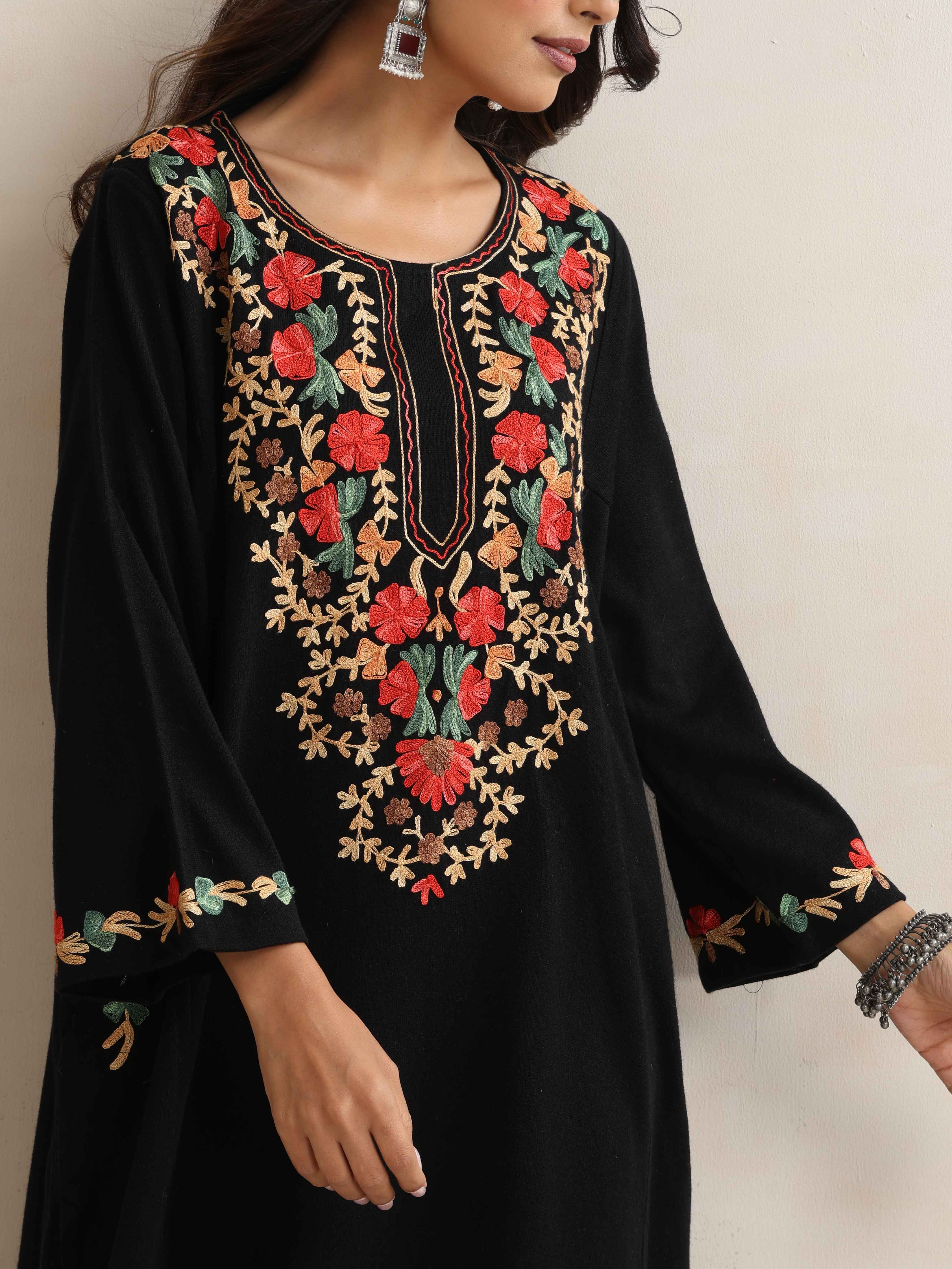 trueBrowns Black Kashmiri Embroidered Woollen Phiran Kurta - Distacart