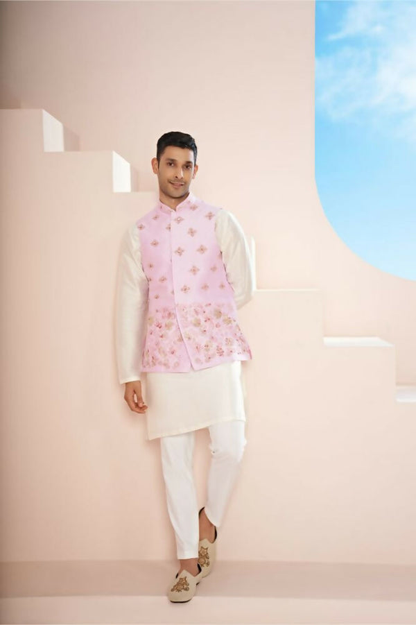 STUDIO_99_24.76724 (1)