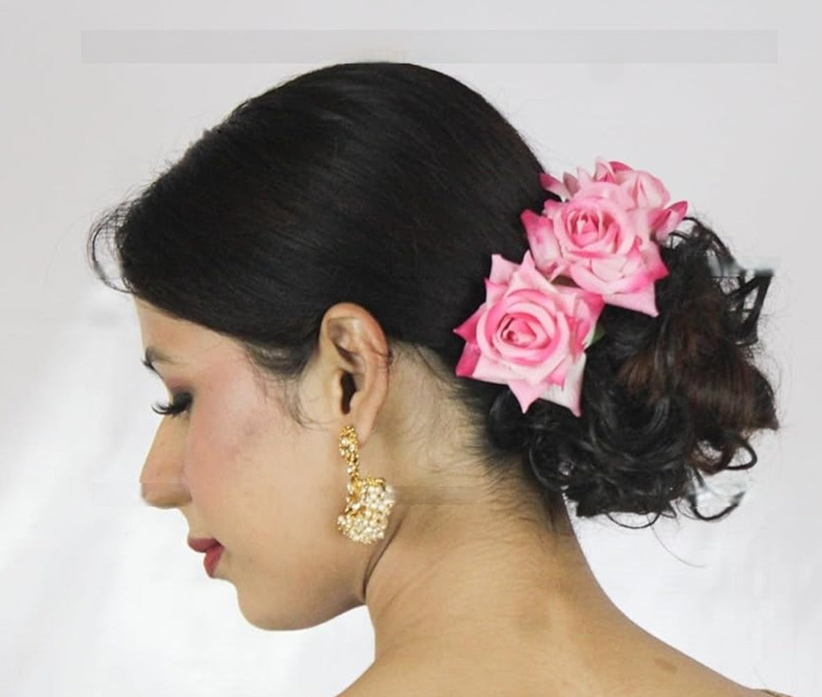 Baby Pink Velvet Rose Gajra