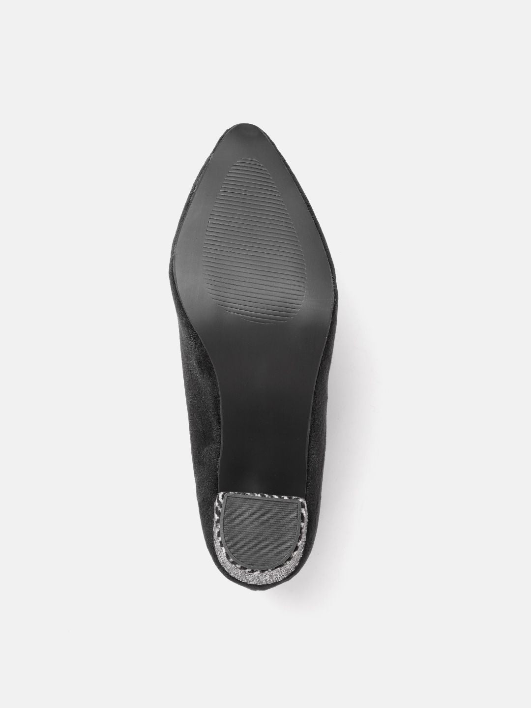 ELLE Black Solid Velvet Finish Pumps