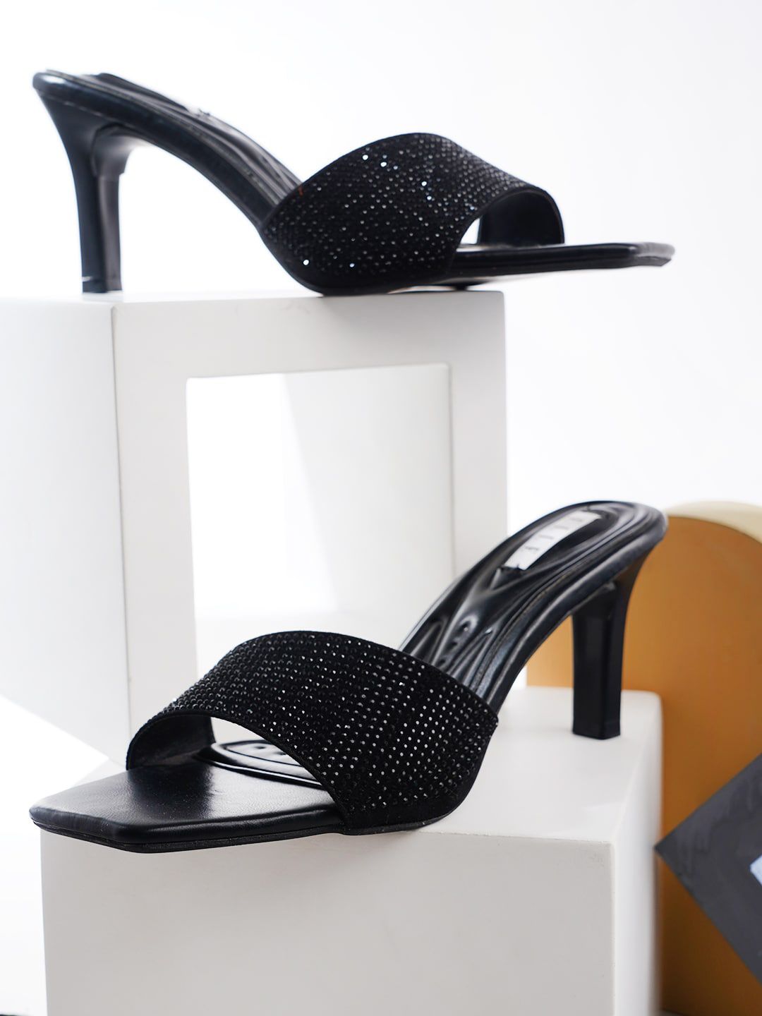 ELLE Women Embellished Heels