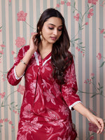 Thumbnail for Ode by House of Pataudi Floral Printed Pure Cotton Straight Kurta - Distacart