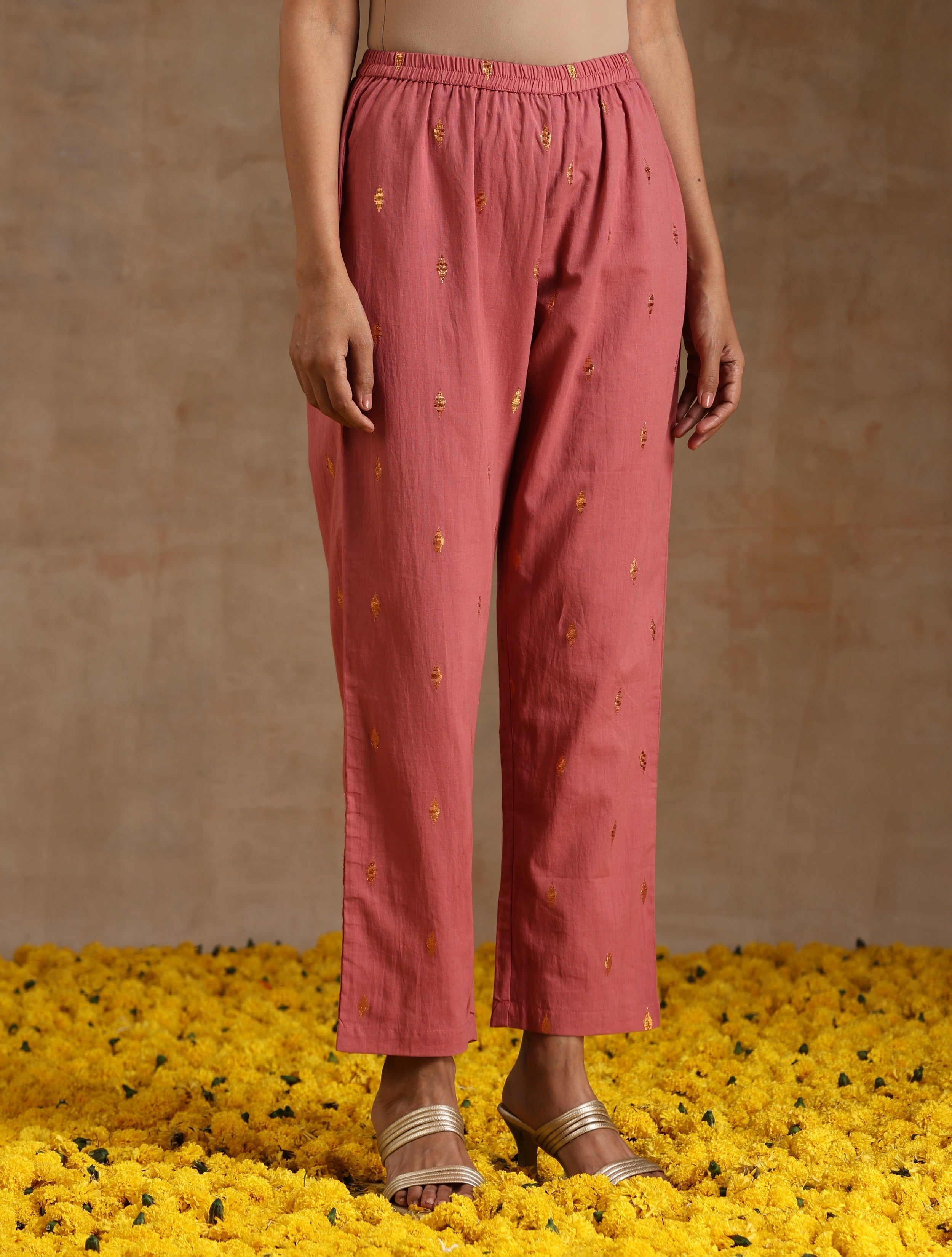 trueBrowns Blush Gold Cotton High-Low Co-Ord Set - Distacart