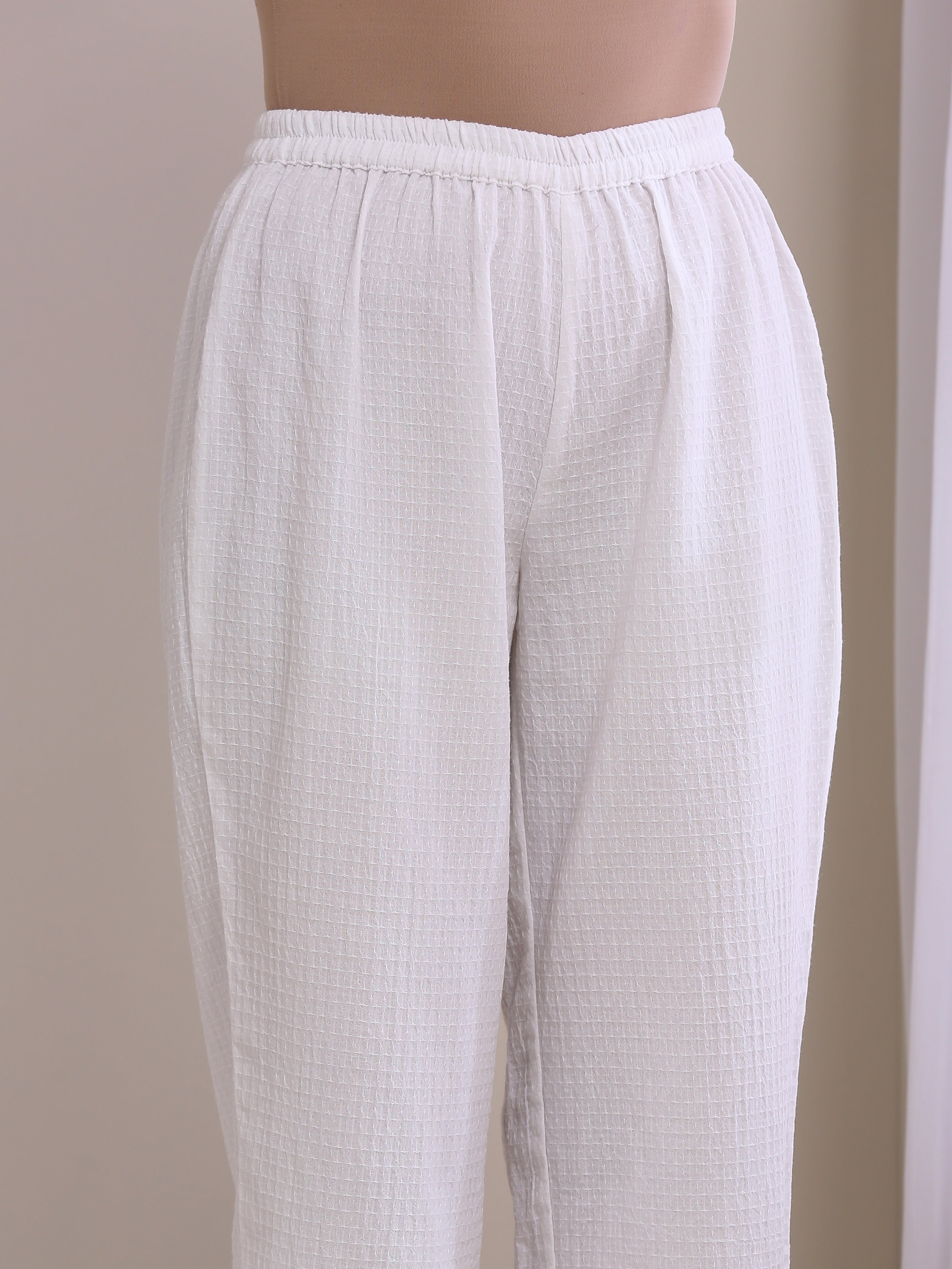 trueBrowns White Dobby Neck Pleat Kurta Pant Set - Distacart