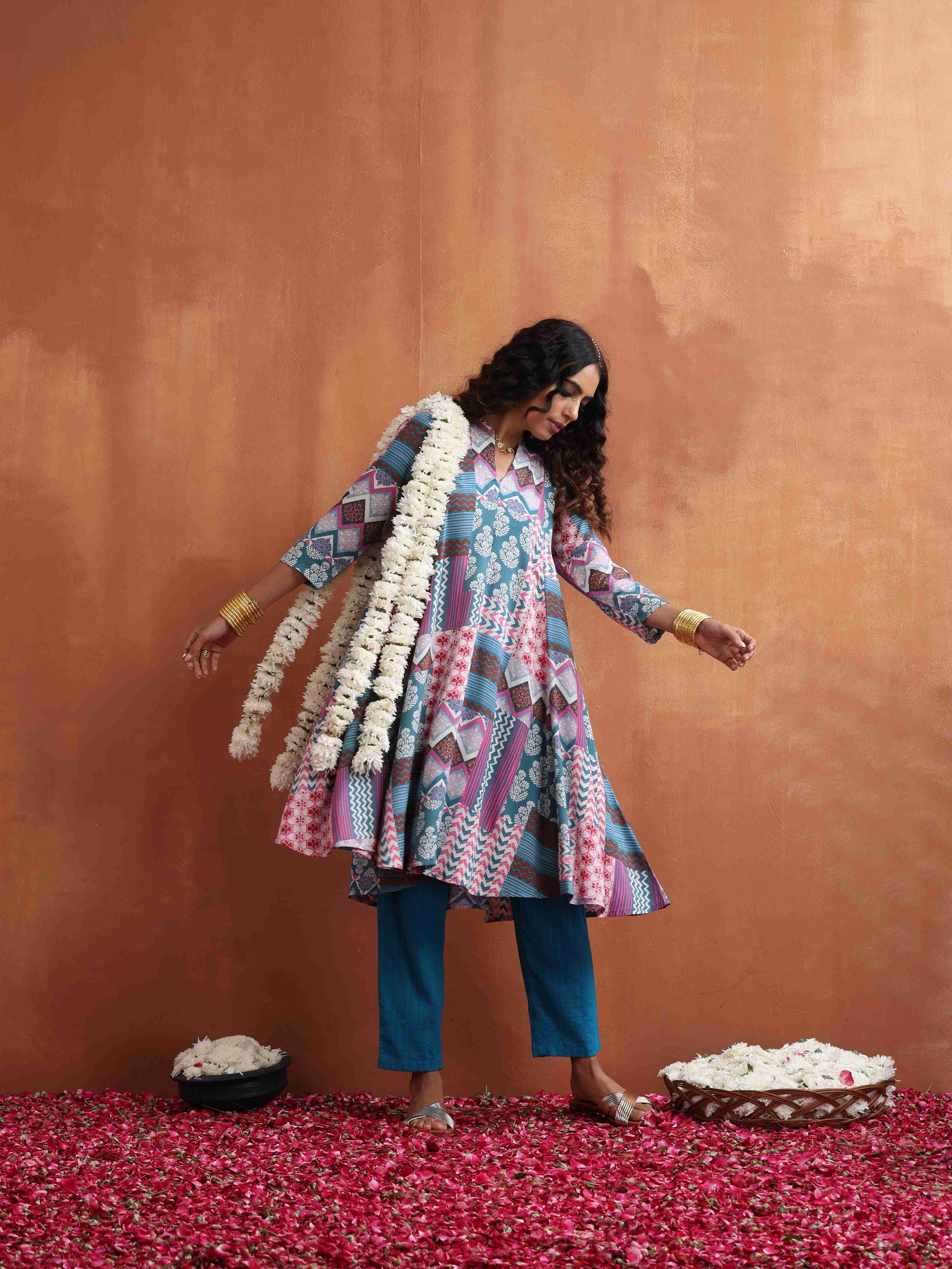 trueBrowns Blue Print Flared Anarkali Kurta Co-ord Set - Distacart