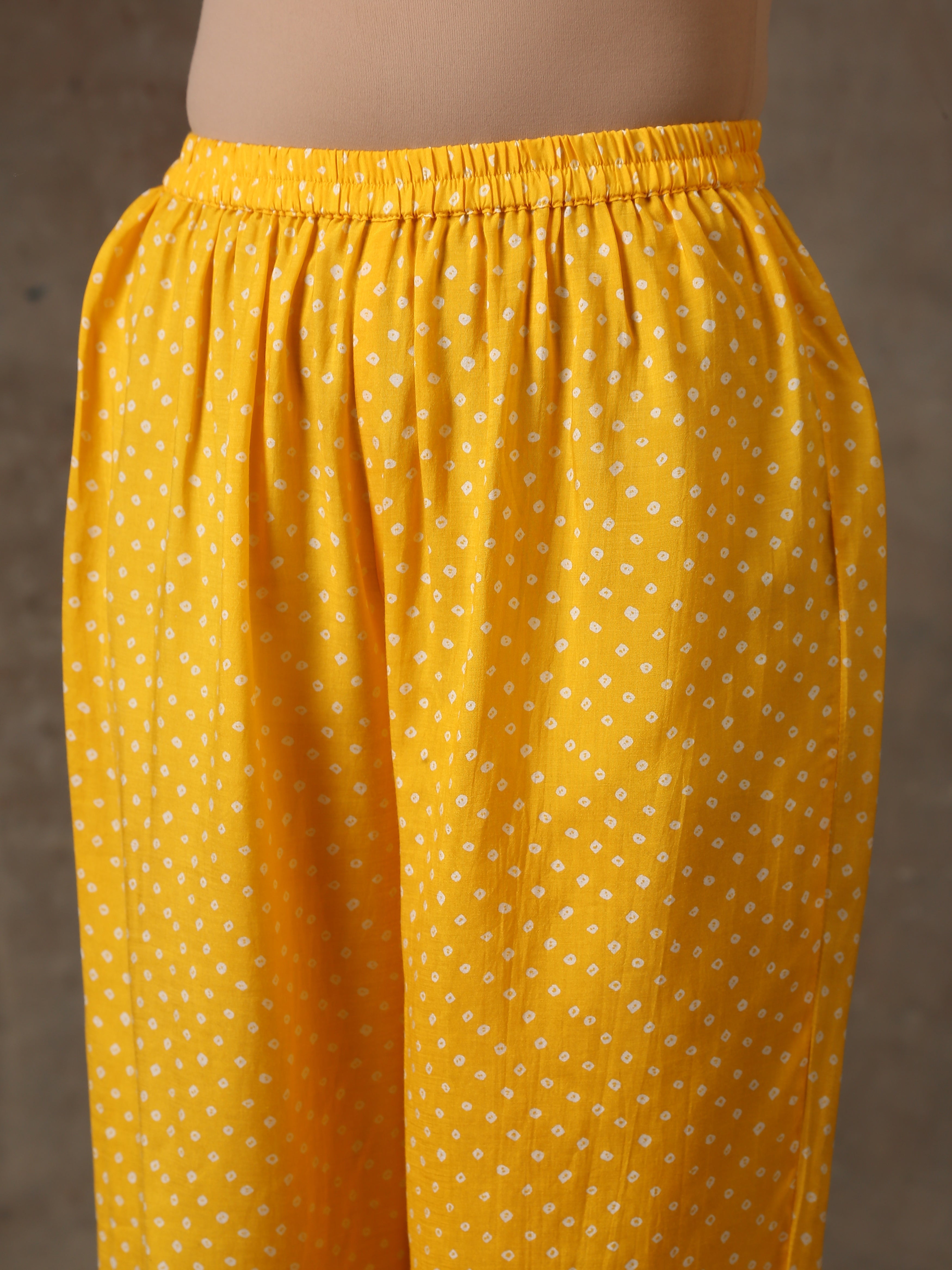 trueBrowns Yellow Bandhani Flare Printed Silk Co-Ord Set - Distacart