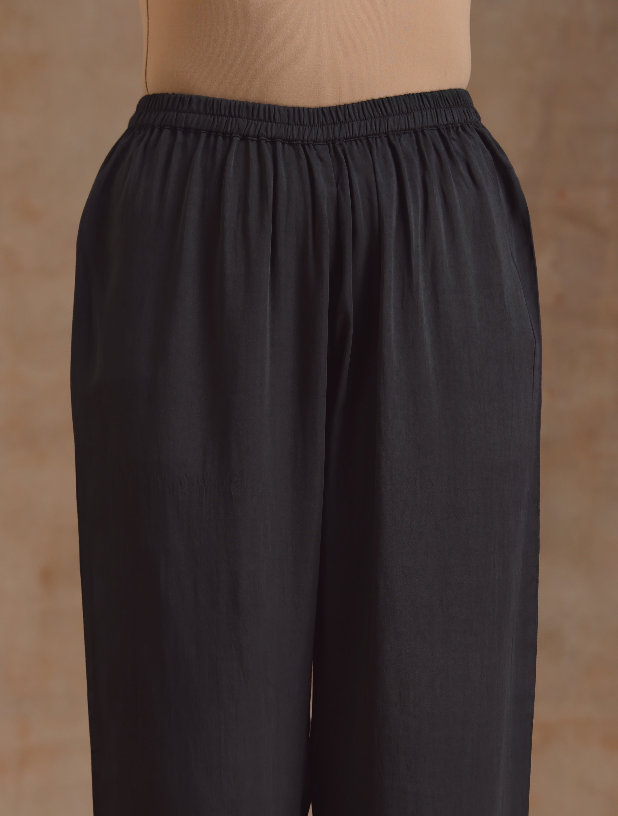 trueBrowns Grey Modal Satin Oversized Round Co-Ord Set - Distacart