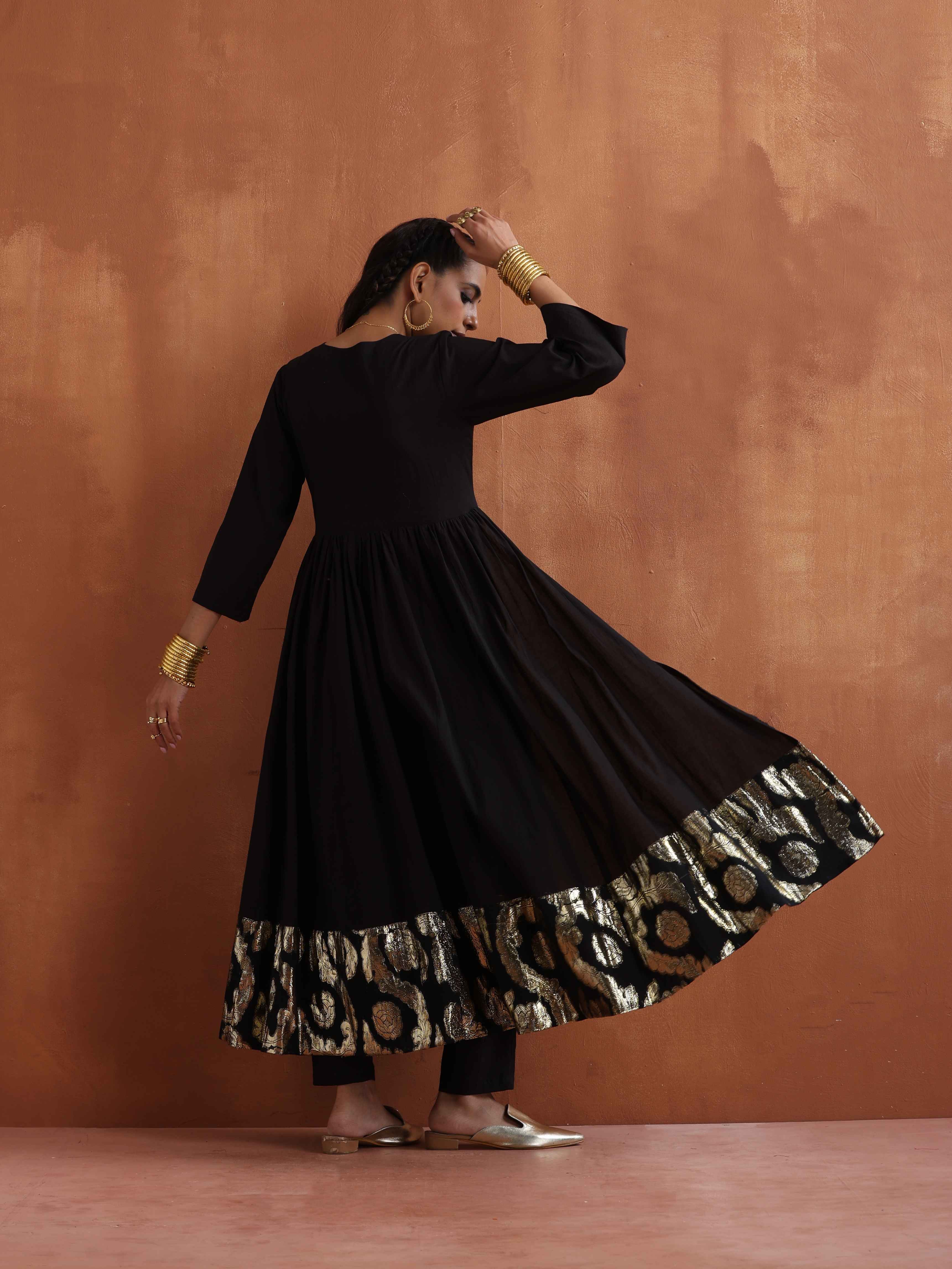 trueBrowns Black Metallic Flared Anarkali Kurta Set - Distacart