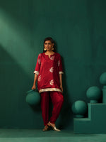 Thumbnail for trueBrowns Maroon Floral Viscose Silk High Low Co-ord Set - Distacart