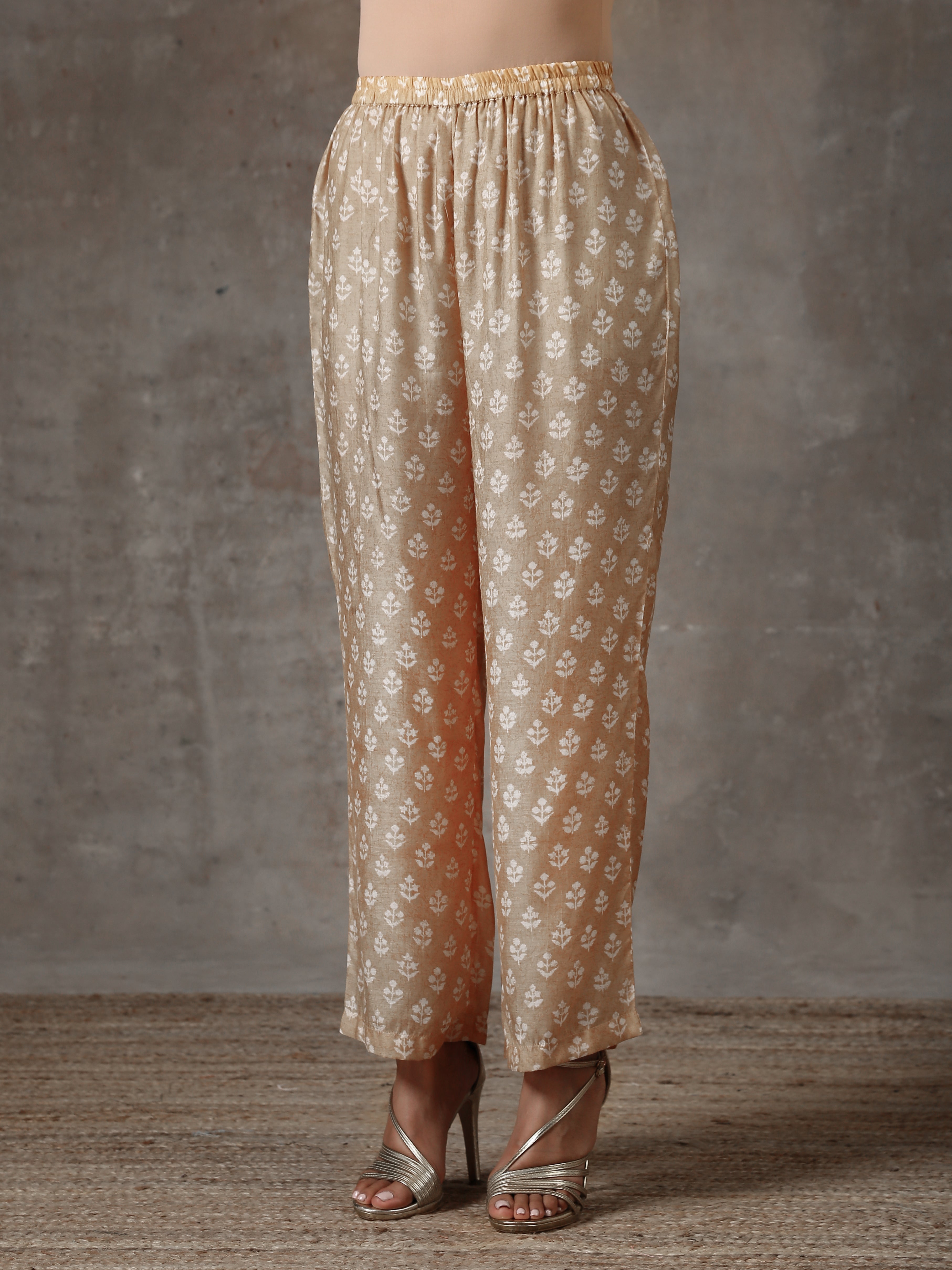 trueBrowns Beige White Printed Silk Co-Ord Set - Distacart