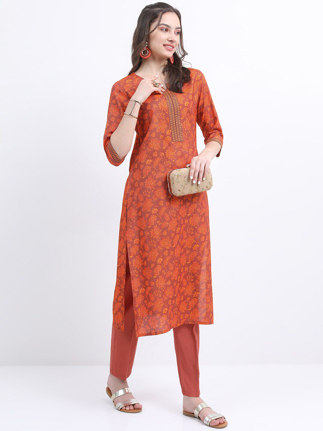 Vishudh Floral Printed Kurta With Trousers & Dupatta - Distacart