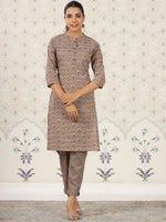 Thumbnail for Ode by House of Pataudi Floral Printed Band Collar Pure Cotton Kurta with Trousers - Distacart