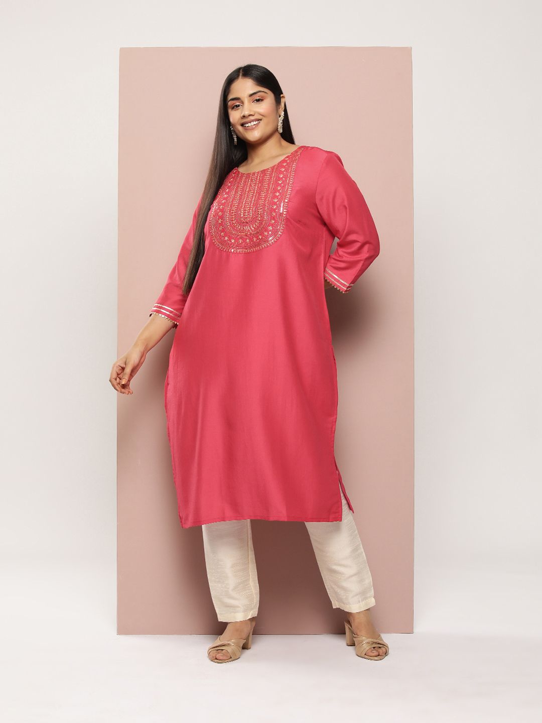 Sztori Plus Size Yoke Design Sequinned Kurta - Distacart