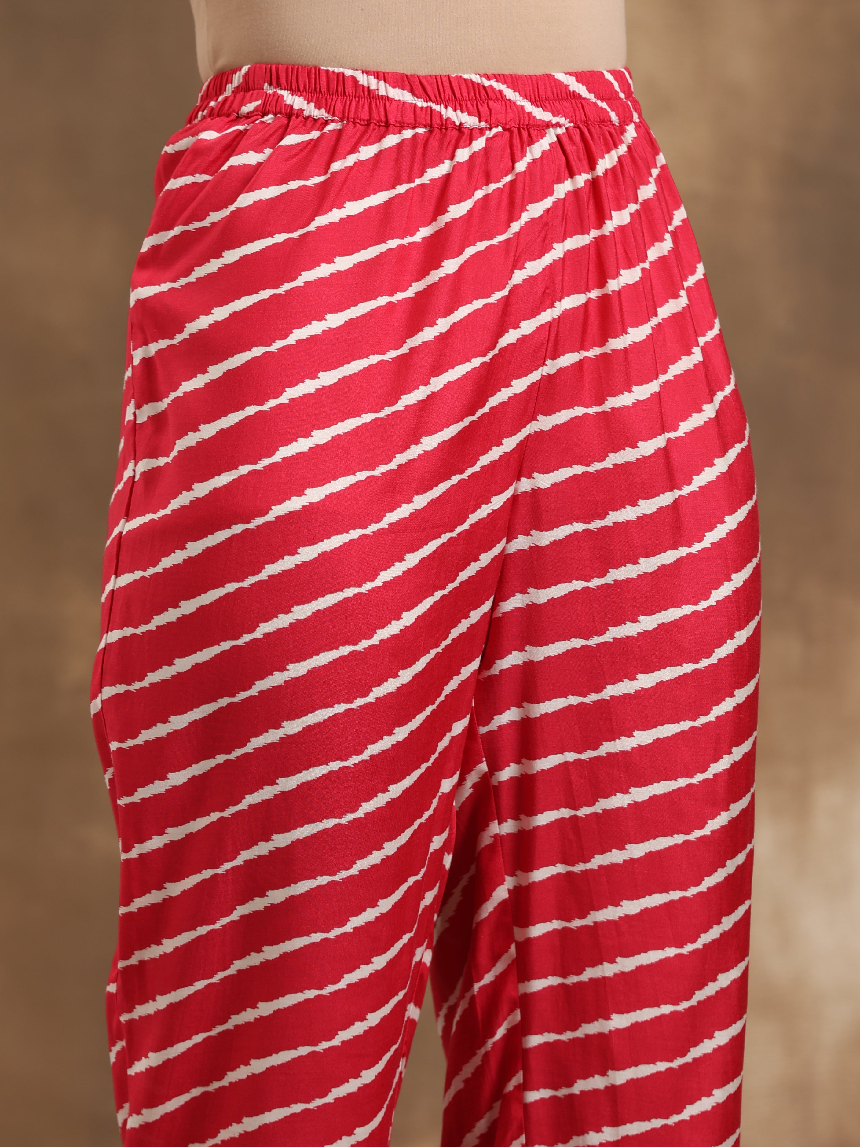 trueBrowns Pink Lehariya Printed Silk Kaftan Co-Ord Set - Distacart