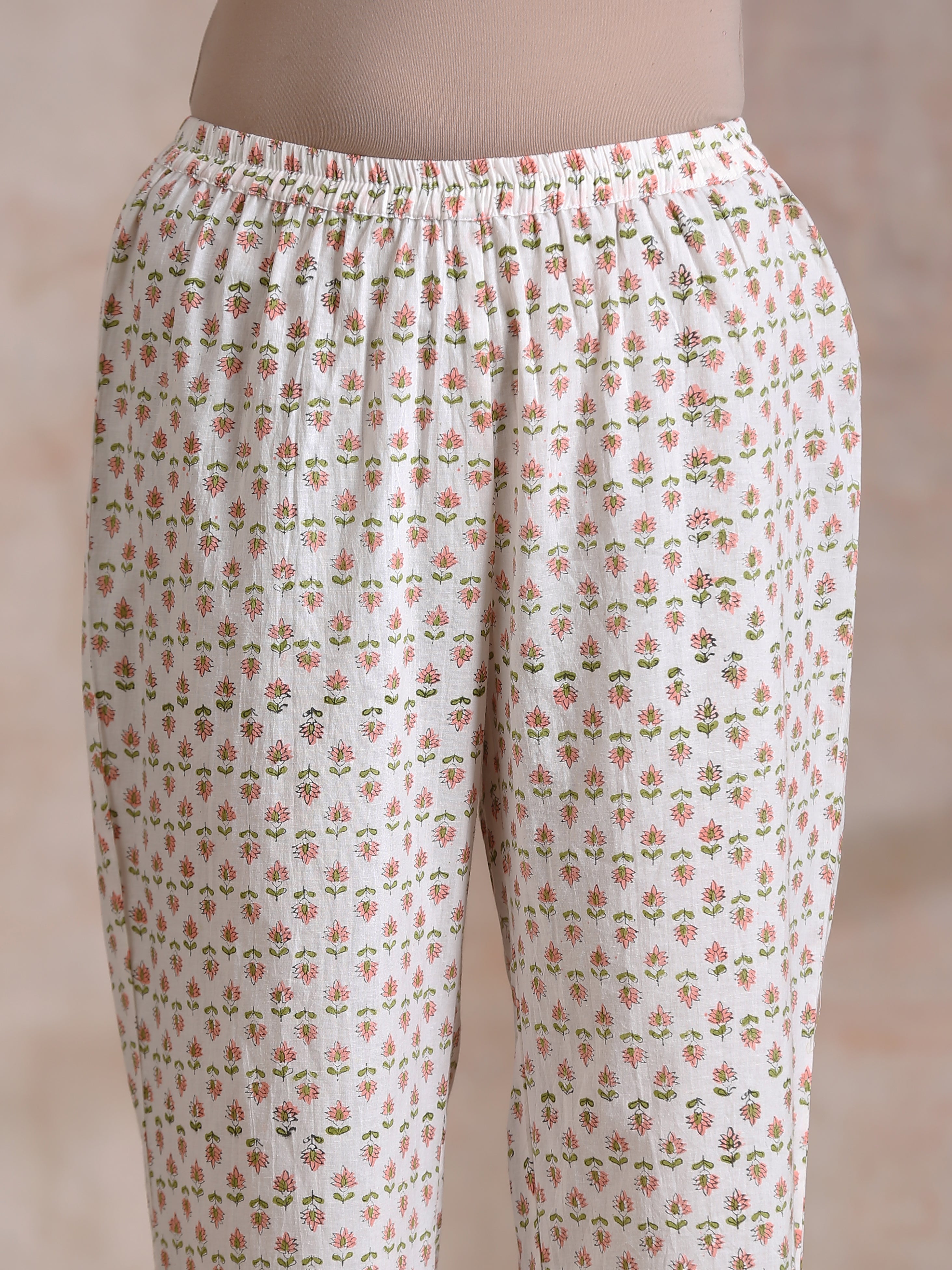 trueBrowns White With Small Floral Booti Print Cotton Pleated Co-Ord Set - Distacart