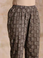 Thumbnail for trueBrowns Clay Dabu Zig-Zag Motifs Print Cotton Flared Kurta Pant Set - Distacart