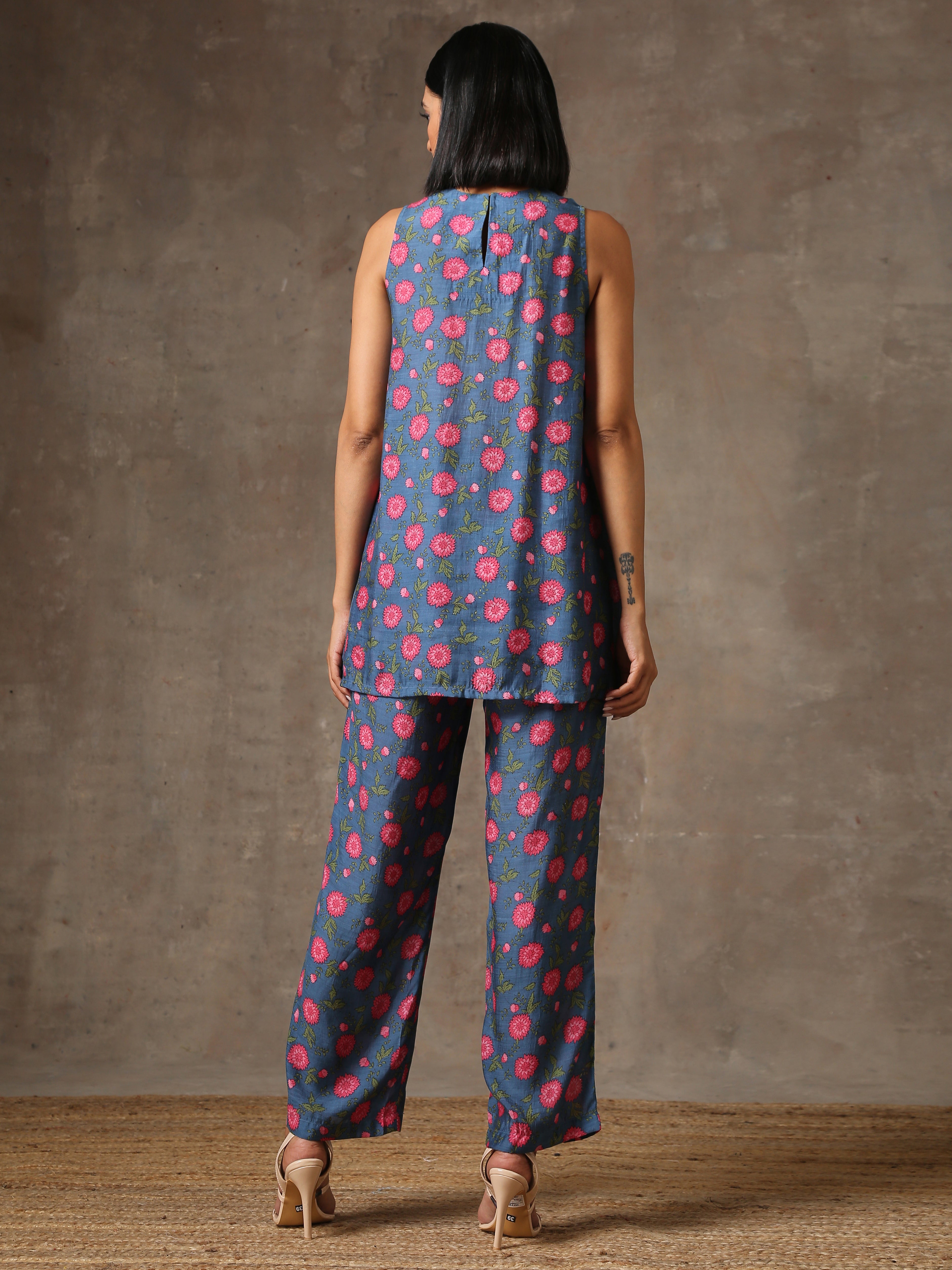 trueBrowns Blue Pink Printed Silk Co-Ord Set - Distacart