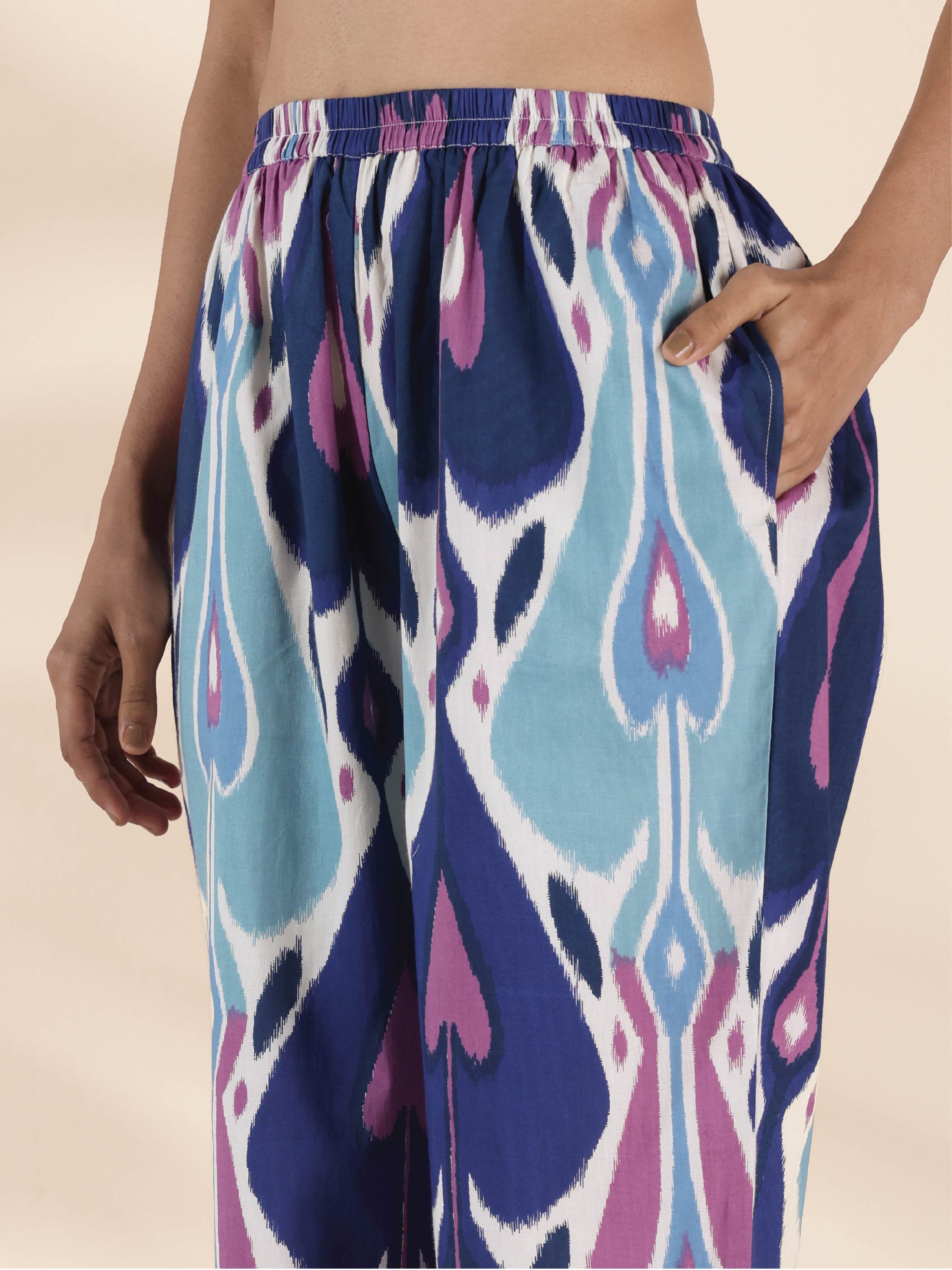 trueBrowns Blue Cotton Ikat V-neck Co-ord Set - Distacart