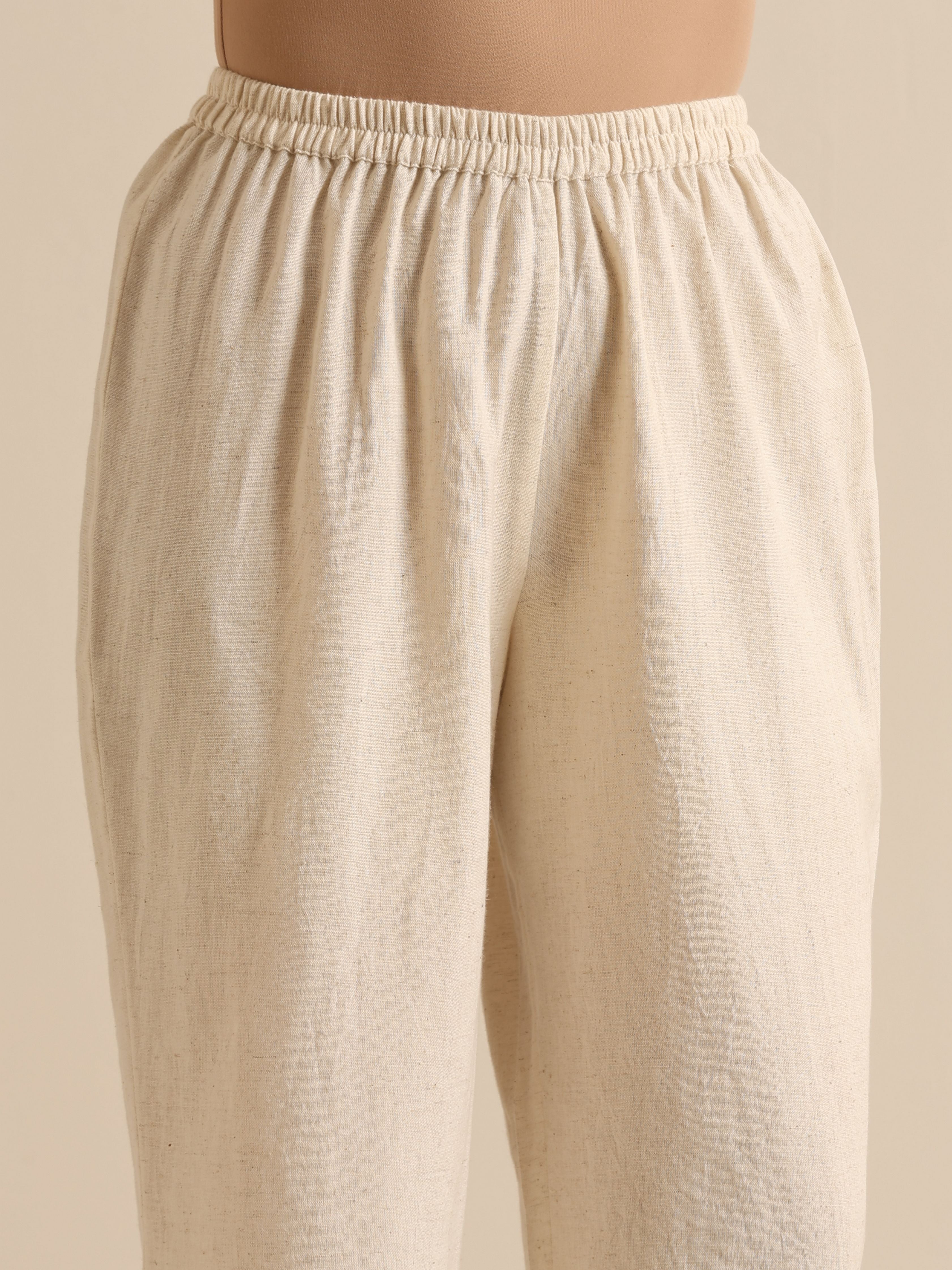 trueBrowns Off-White Sleeveless Kurta Pant Set - Distacart