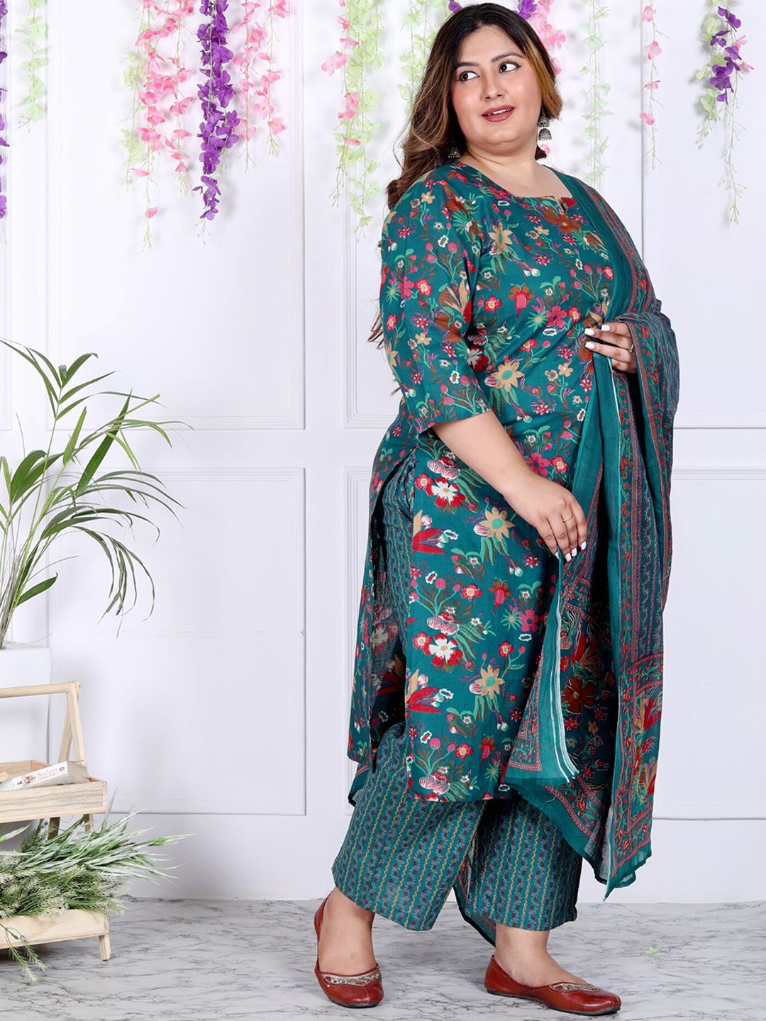 Swasti Plus Size Floral Printed Regular Pure Cotton Kurta with Trousers & Dupatta