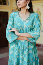 Thumbnail for Vaasva Women Aqua Muslin Pleated Kurta & Pant Clothing Set - Distacart