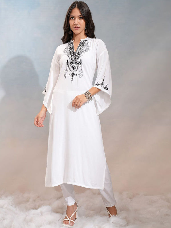 Vishudh Ethnic Motifs Embroidered Bell Sleeves Straight Kurta - Distacart