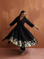 Thumbnail for trueBrowns Black Metallic Flared Anarkali Kurta Set - Distacart