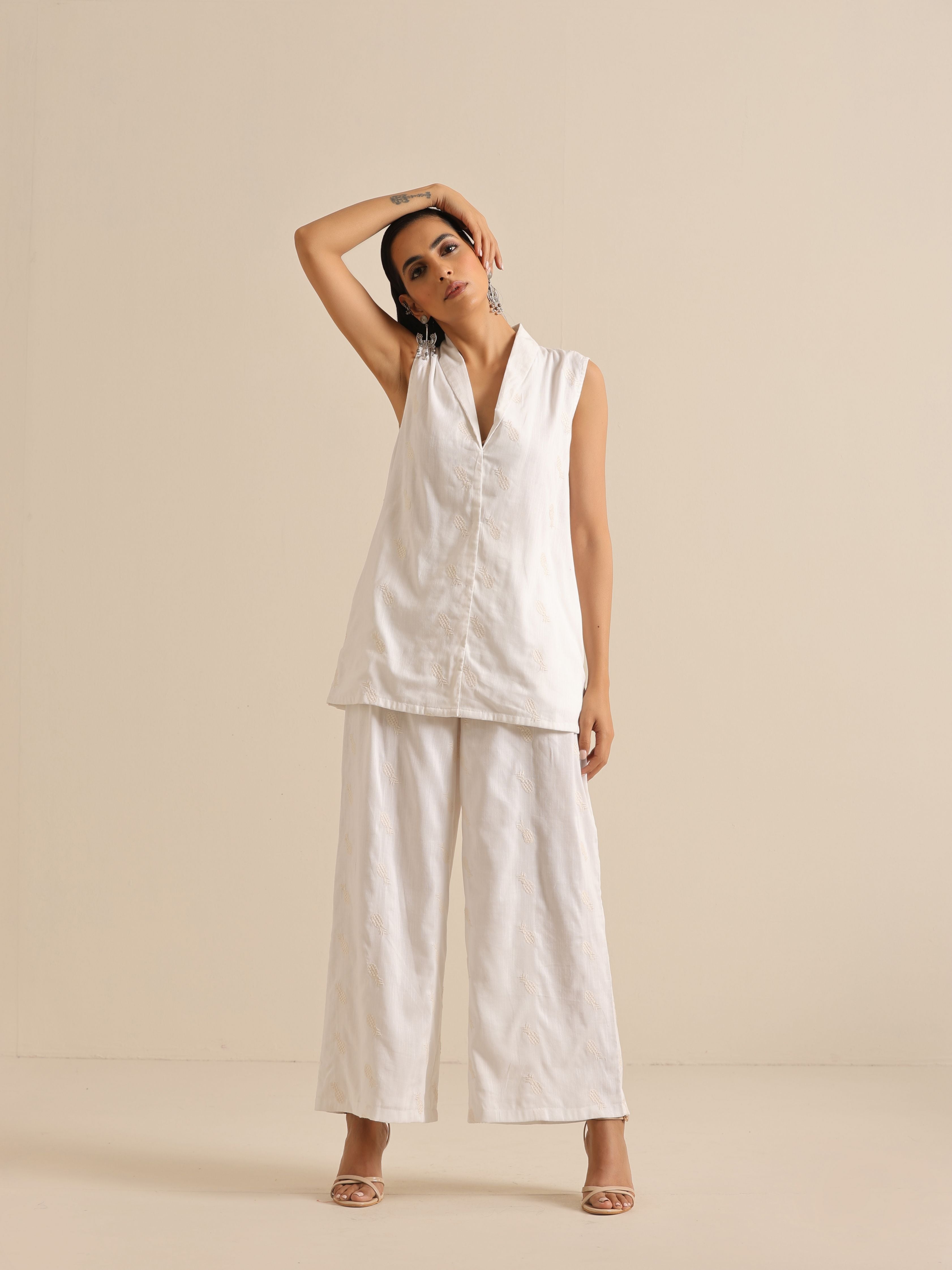 trueBrowns White Pineapple Sleeveless Jacket Pant Set - Distacart