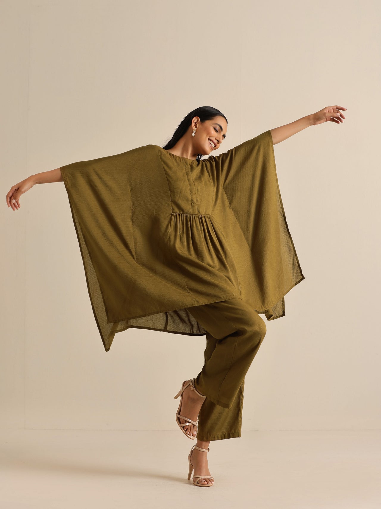 trueBrowns Olive Green Texture Doddy Kaftan Gathered Co-Ord Set - Distacart