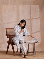Thumbnail for trueBrowns Grey On White Ikat Print Cotton Baggy Sleeve Co-Ord Set - Distacart