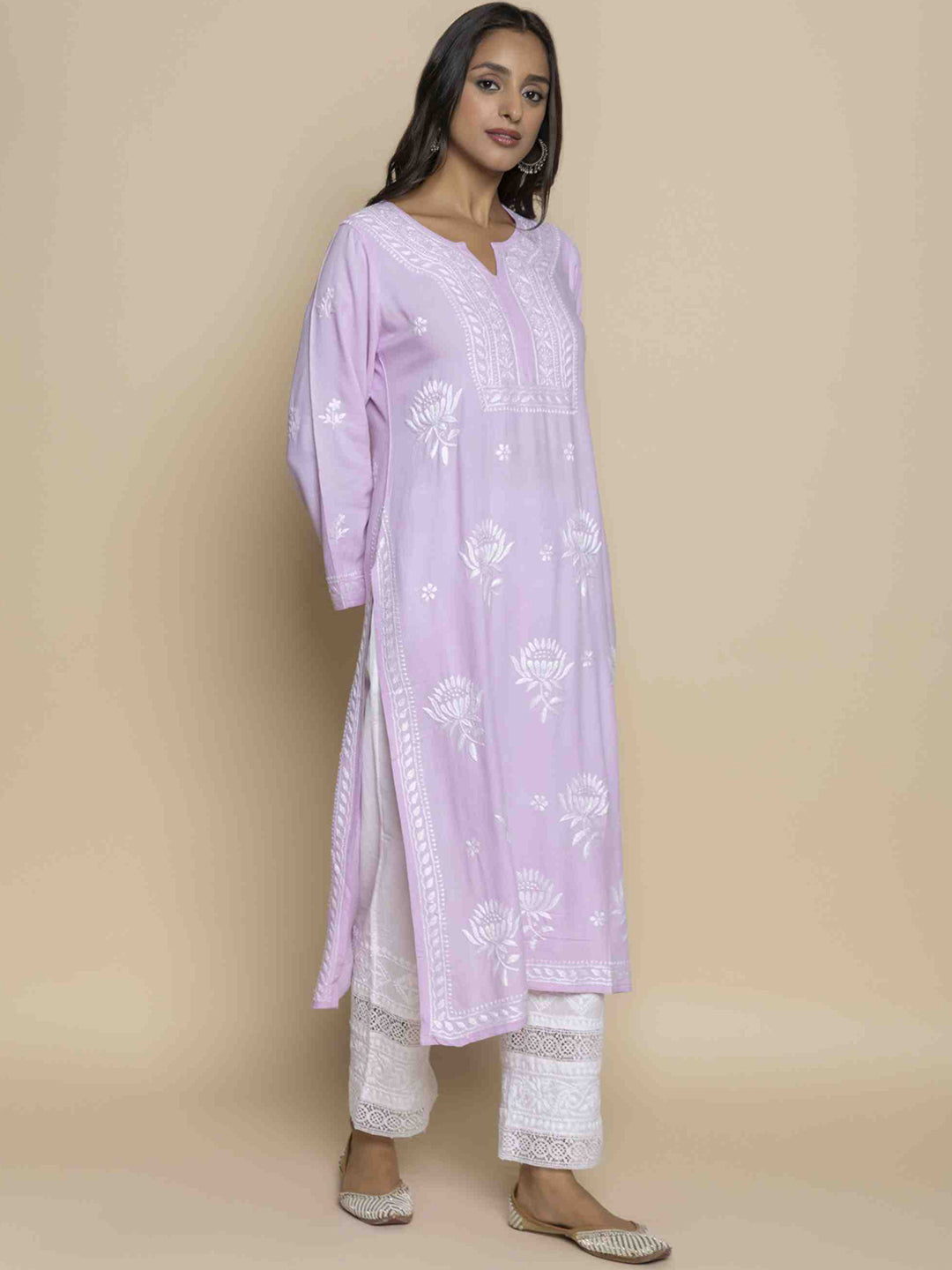 HOUSE OF KARI Floral Embroidered Chikankari Straight Kurta - Distacart