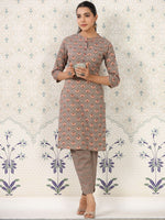 Thumbnail for Ode by House of Pataudi Floral Printed Band Collar Pure Cotton Kurta with Trousers - Distacart