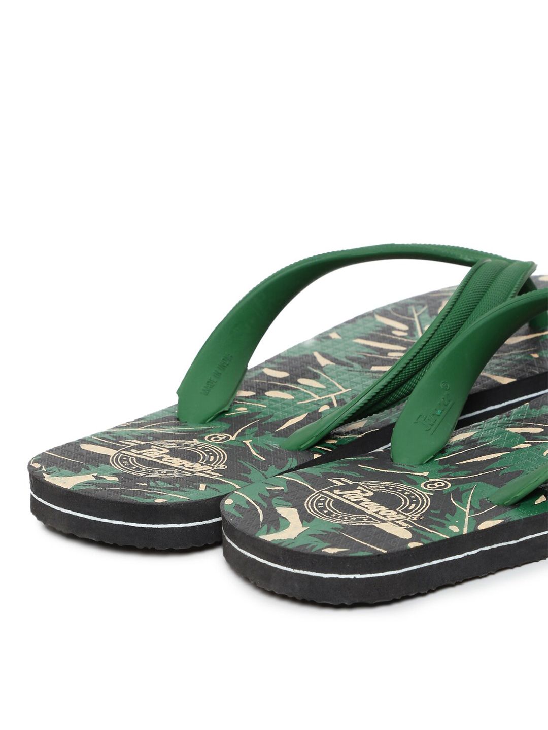 Paragon Men Green Printed Rubber Slippers
