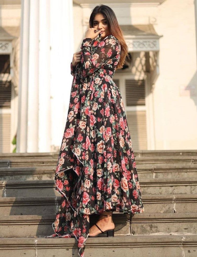 NOZ2TOZ Women Floral Printed Knee Length Elbow Length Sleeves Round Neck Kurti And Palazzo Set With Net Dupatta - Black - Distacart