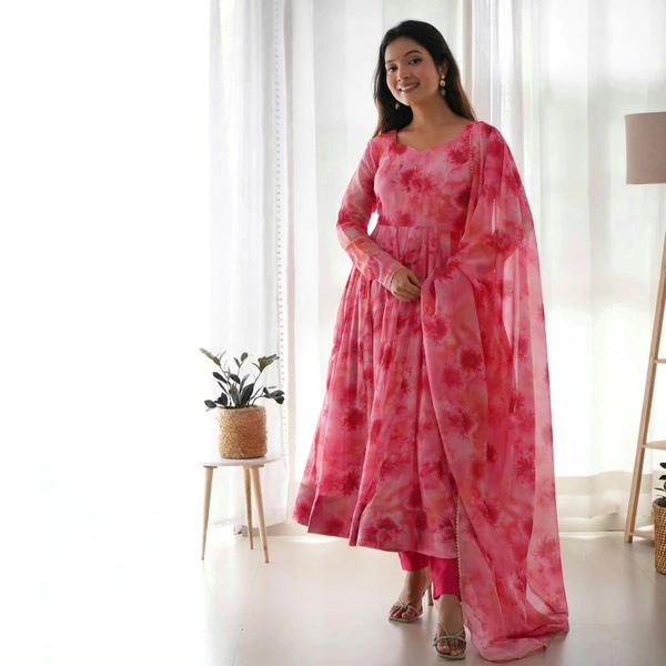 NOZ2TOZ Women Floral Printed Knee Length Elbow Length Sleeves Round Neck Kurti And Palazzo Set With Net Dupatta - Pink - Distacart