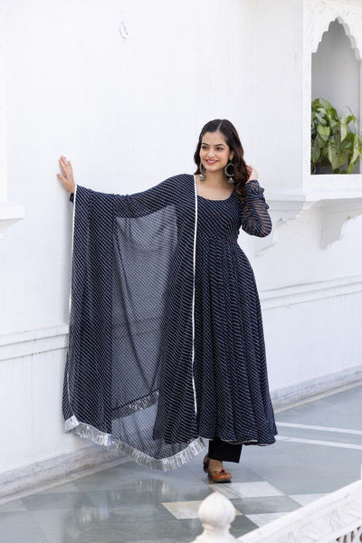 NOZ2TOZ Women Floral Printed Knee Length Elbow Length Sleeves Round Neck Kurti And Palazzo Set With Net Dupatta - Black - Distacart