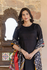 Thumbnail for Women Black kurta with trouser and printed dupatta - Rasiya - Distacart