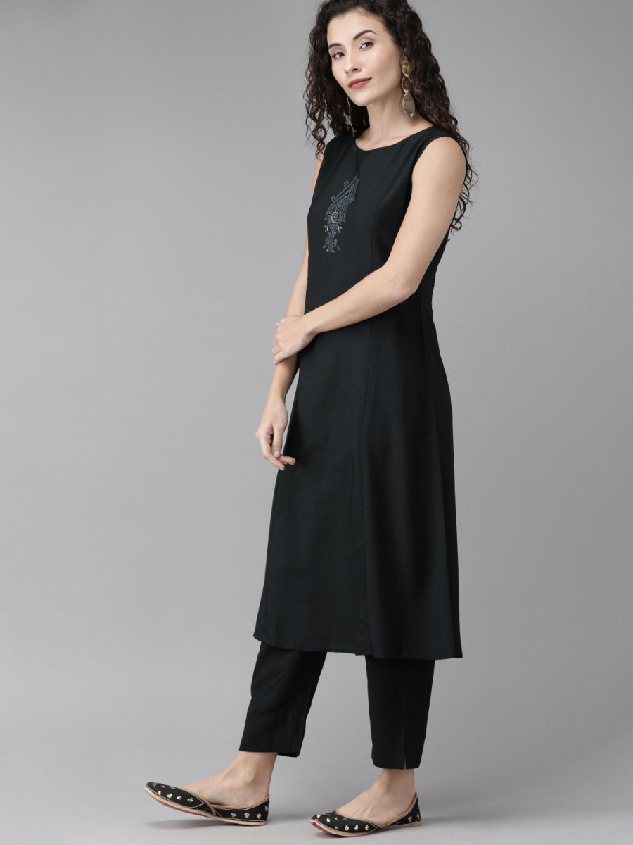 Ahalyaa Crepe Indo Western Set