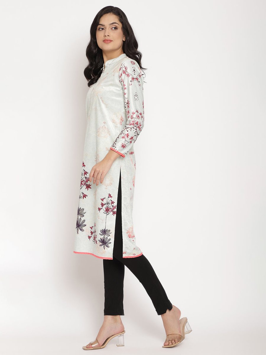 Ahalyaa Women's Light Green Color Digital Print Velvet Kurta