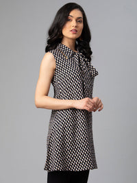 Thumbnail for Ahalyaa Black & White Shirt Collar Printed Tunic