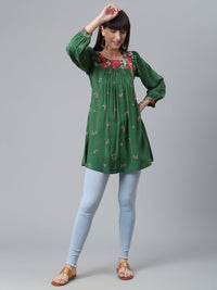 Thumbnail for Ahalyaa Green & Pink Printed Tunic
