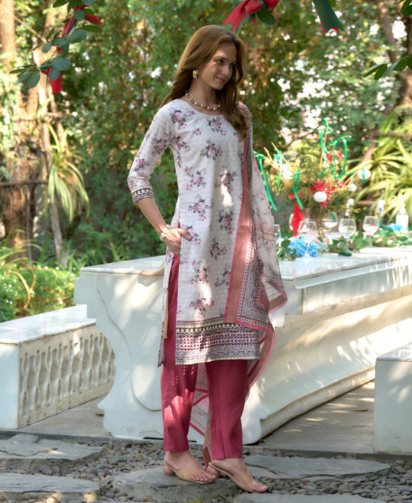 Prazu Fashion Off White Cotton Leaf Embroidered Kurta Set