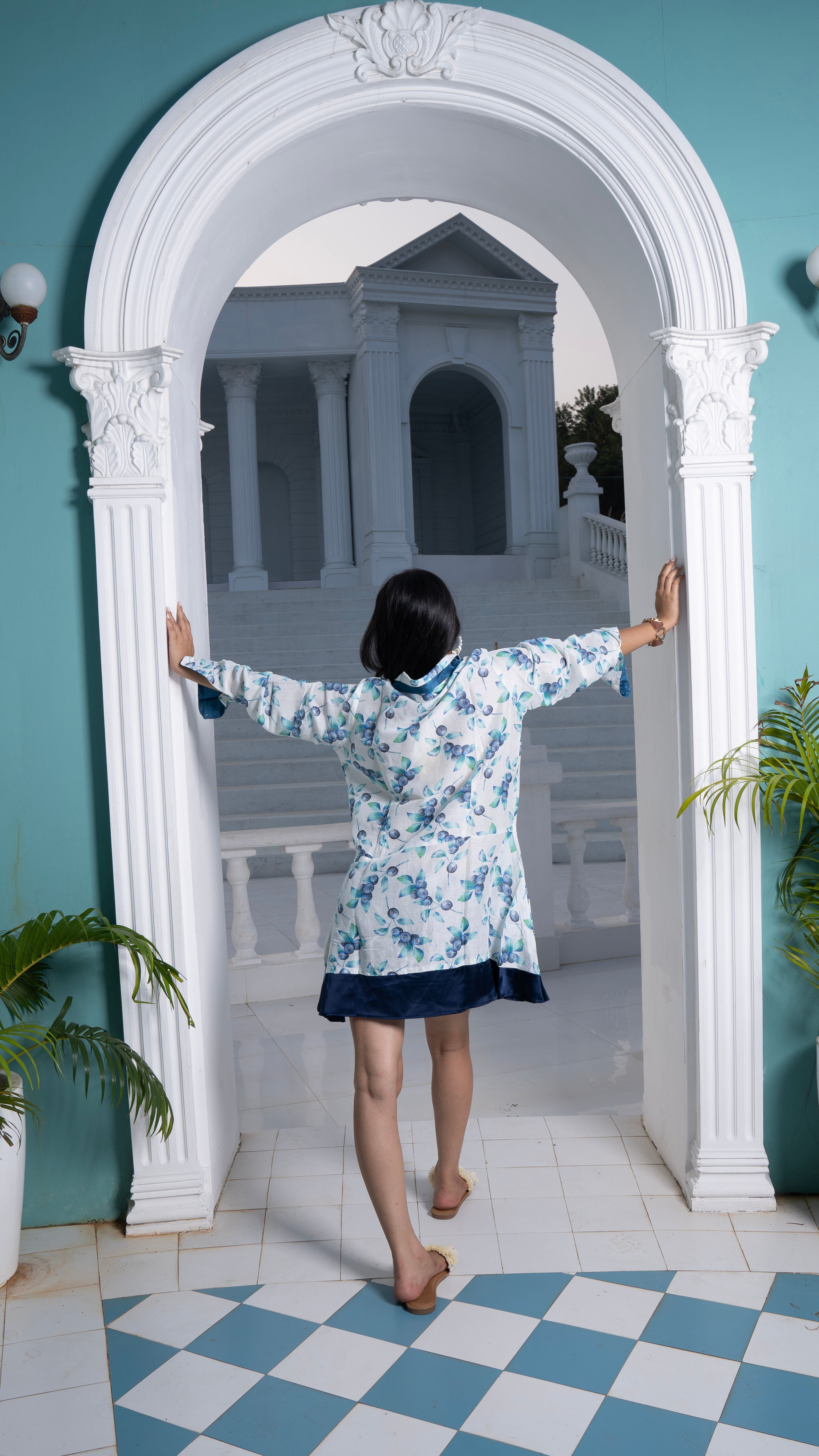 Noroke Sustainable fabric | Mushroom Bemberg Double Collar Tunic Dress - White Blue - Distacart